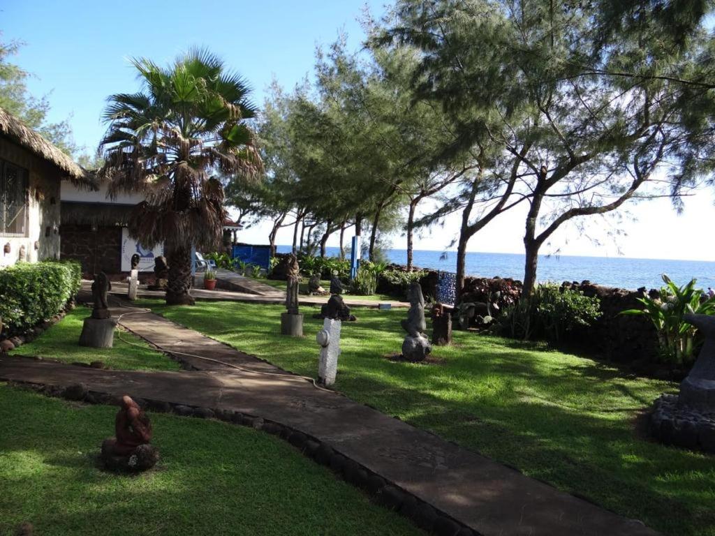 Hotel Boutique La Perouse Hanga Roa Ngoại thất bức ảnh